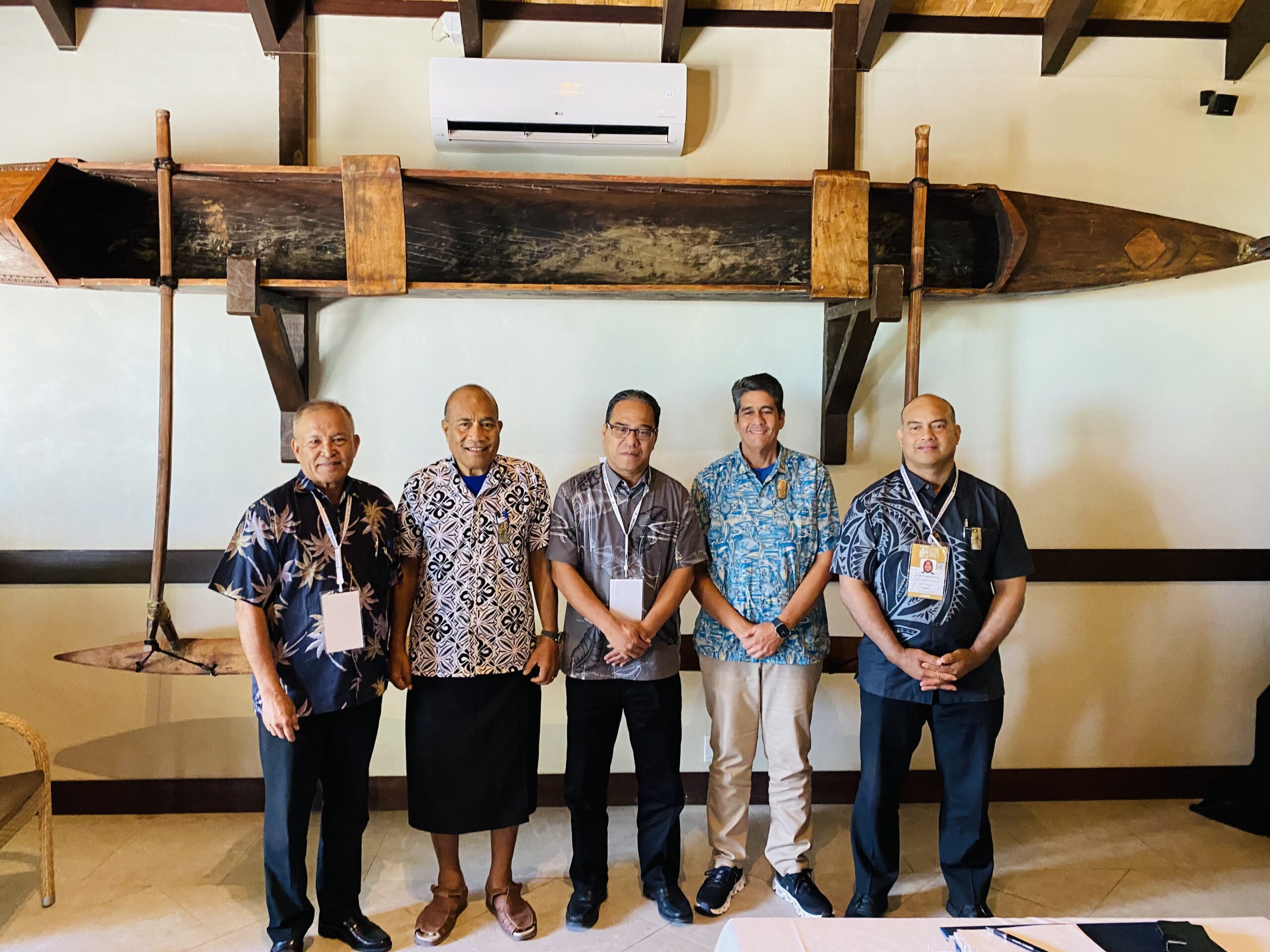 President Kabua and members of the RMI delegation then departed Nadi, Fiji to Rarotonga, Cook Islands.