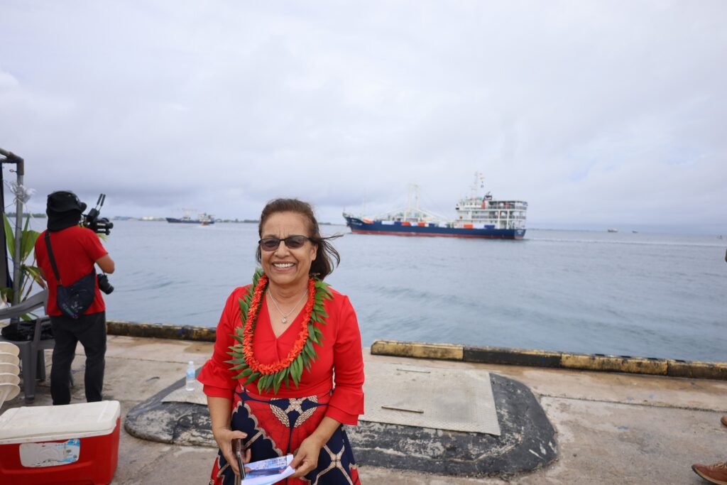 H.E. President Heine witnessed Passenger Cargo Ship – MV Aelõñlaplap Handover