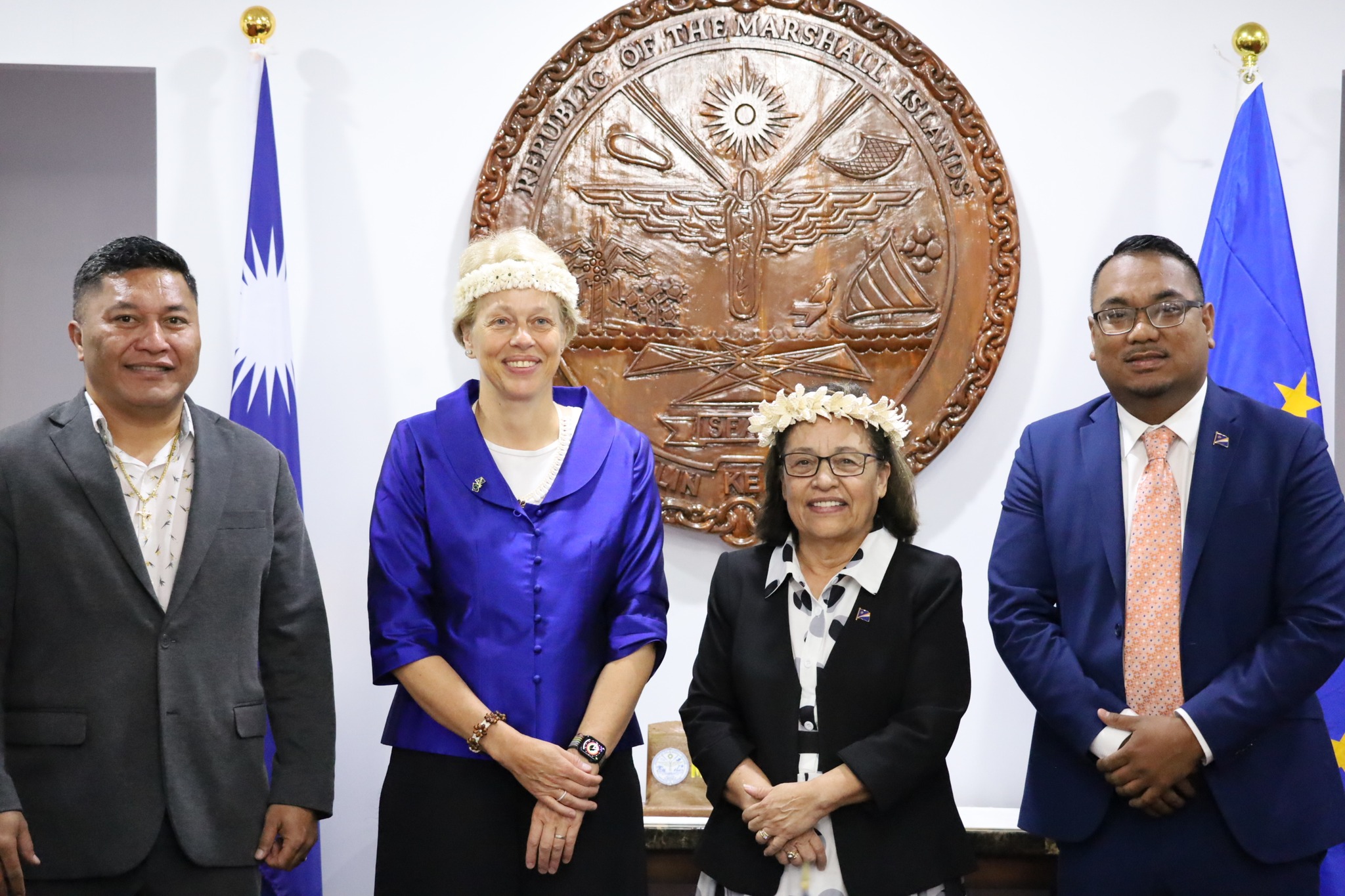 H.E. President Heine Accepts Credentials of New Ambassador from the European Union to RMI