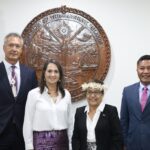 H.E. President Heine Accepts Credentials of New Ambassador from the Netherlands to RMI
