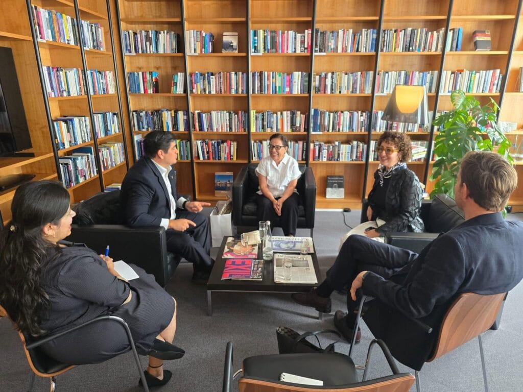 President Heine Visits Robert Bosch Academy
