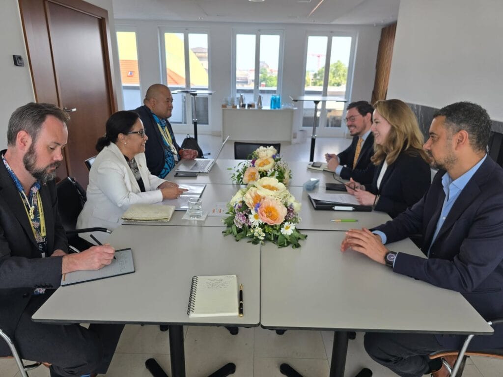 President Heine Meets with IOM Director General Amy Pope to Strengthen Cooperation on Climate Mobility and Migration